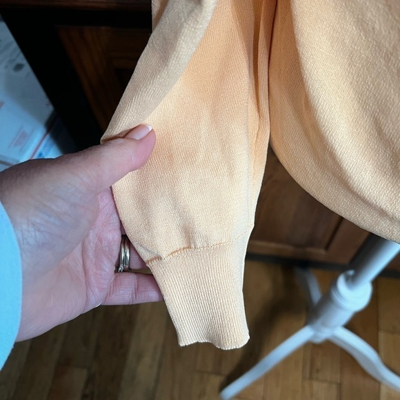 Ellie TAHARI Women’s Long Sleeve Top - Picture 3 of 8